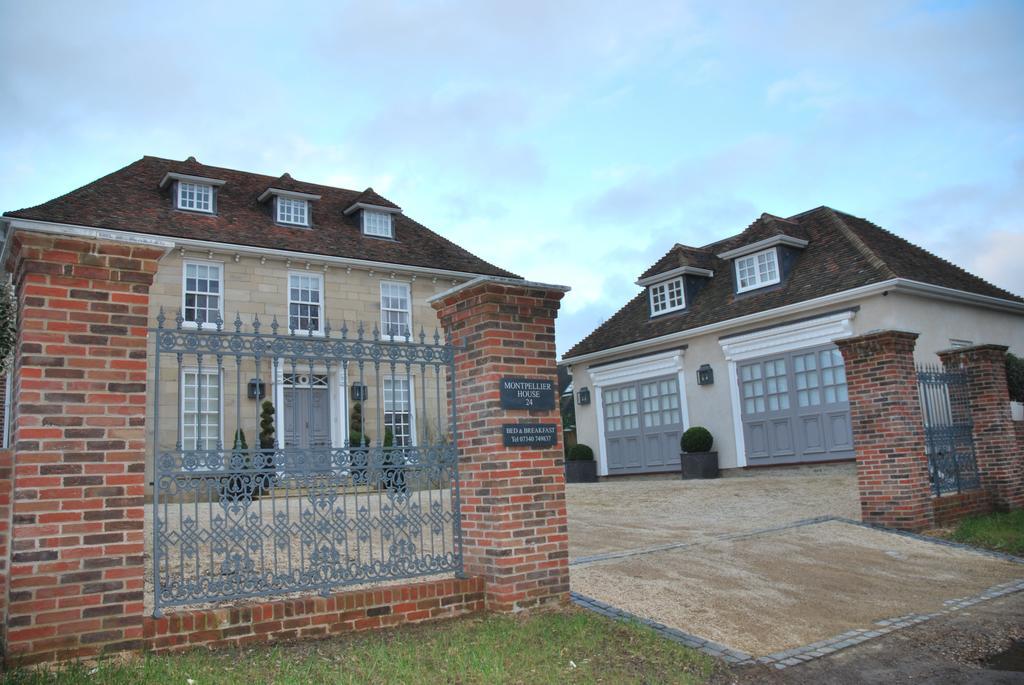 Bed and Breakfast Montpellier House Newport Pagnell Zewnętrze zdjęcie