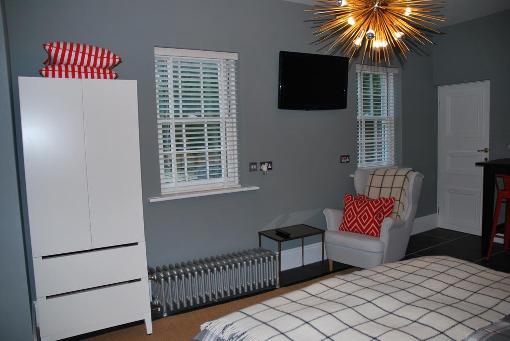 Bed and Breakfast Montpellier House Newport Pagnell Zewnętrze zdjęcie