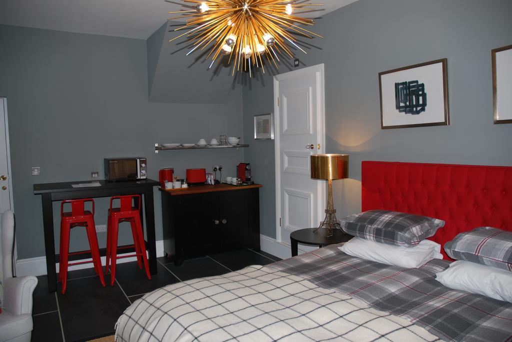 Bed and Breakfast Montpellier House Newport Pagnell Zewnętrze zdjęcie