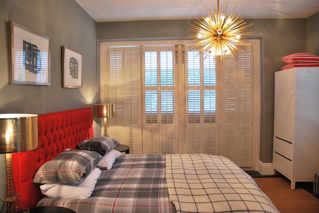Bed and Breakfast Montpellier House Newport Pagnell Zewnętrze zdjęcie