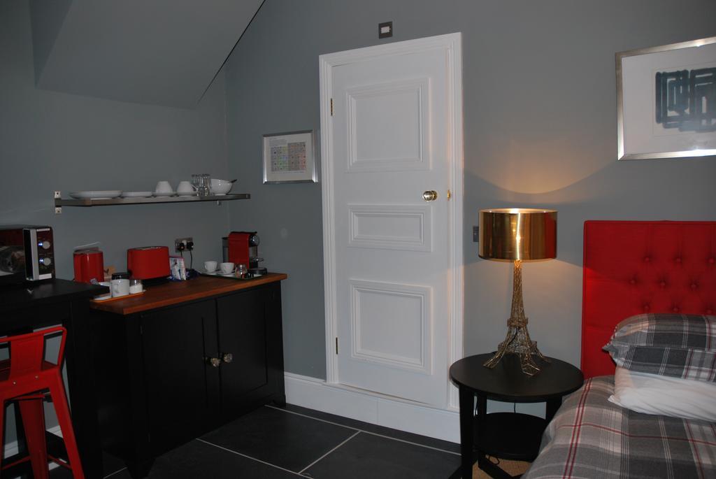 Bed and Breakfast Montpellier House Newport Pagnell Zewnętrze zdjęcie
