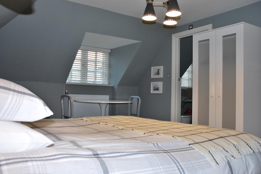 Bed and Breakfast Montpellier House Newport Pagnell Zewnętrze zdjęcie