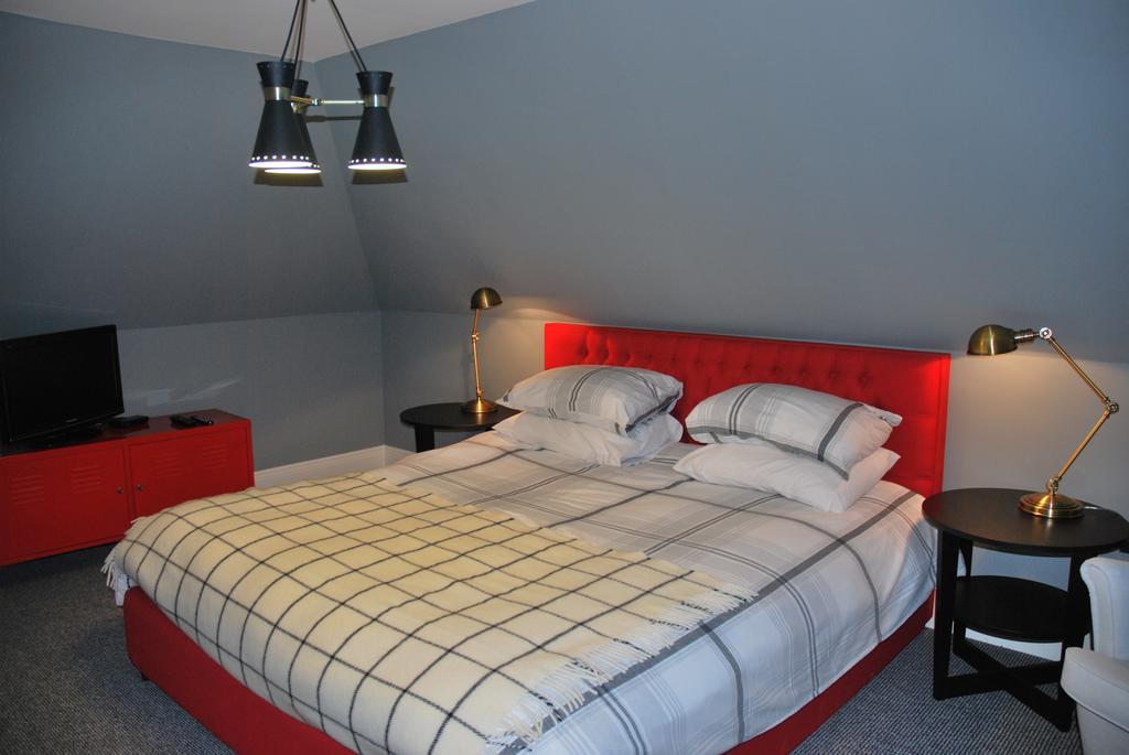 Bed and Breakfast Montpellier House Newport Pagnell Zewnętrze zdjęcie